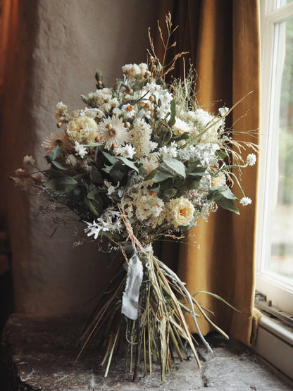 Artemis and Hestia bouquets